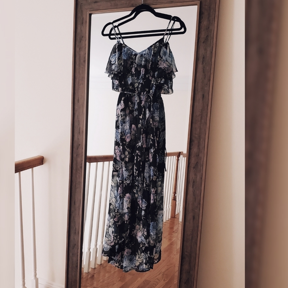 Dress - Picture 2 of 6